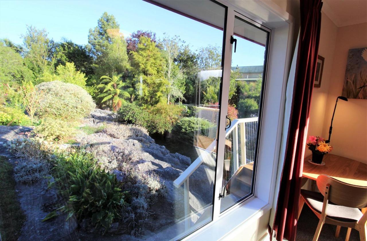 Labyrinth Gardens Guest House Takaka Ngoại thất bức ảnh